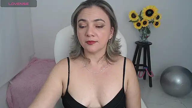 Ghada milf online show from October 6, 10:43 pm