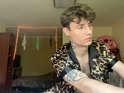 Snapshot of Mike_severi2 chatting on June 29, 9:05 am Mike severi2 online show from June 29, 9:05 am