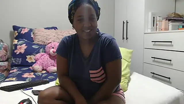 Amberbela online show from June 3, 7:07 pm