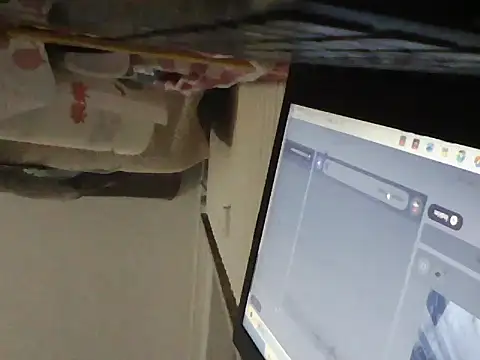 Snapshot of lickthehottie chatting on July 9, 9:03 pm lickthehottie online show from July 9, 9:03 pm