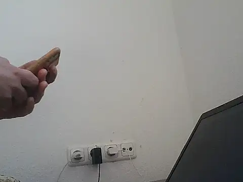 Snapshot of lickthehottie chatting on July 5, 6:26 pm lickthehottie online show from July 5, 6:26 pm