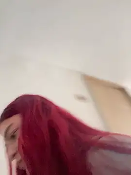 MiaLujan  online show from April 5, 12:56 pm