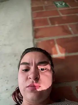 MiaLujan  online show from March 31, 11:12 am