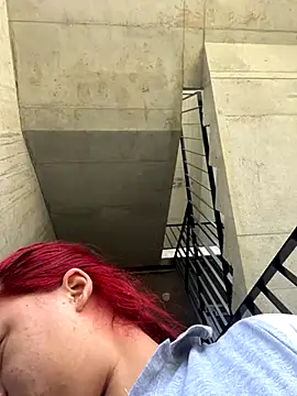 MiaLujan  online show from November 21, 12:59 pm