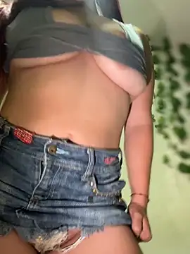 MiaLujan  online show from April 11, 11:41 pm