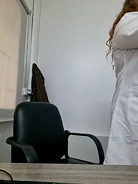 Snapshot of doctora-danna chatting on September 22, 2:34 pm doctora-danna online show from September 22, 2:34 pm