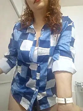 Snapshot of doctora-danna chatting on March 17, 1:18 pm doctora-danna online show from March 17, 1:18 pm