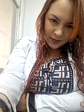 Snapshot of doctora-danna chatting on October 11, 1:34 pm doctora-danna online show from October 11, 1:34 pm