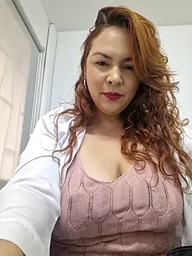 Snapshot of doctora-danna chatting on March 20, 1:15 pm doctora-danna online show from March 20, 1:15 pm