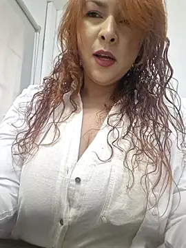 Snapshot of doctora-danna chatting on March 3, 1:23 pm doctora-danna online show from March 3, 1:23 pm