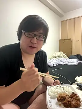 Snapshot of yuuki198912 chatting on November 27, 1:22 pm yuuki198912 online show from November 27, 1:22 pm