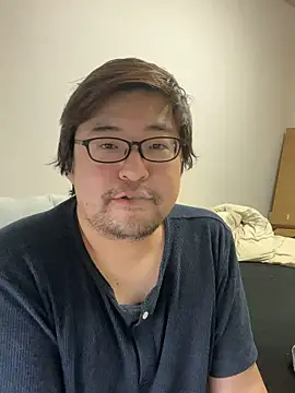 Snapshot of yuuki198912 chatting on October 27, 10:00 pm yuuki198912 online show from October 27, 10:00 pm