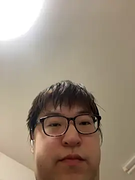 Snapshot of yuuki198912 chatting on October 6, 3:13 pm yuuki198912 online show from October 6, 3:13 pm