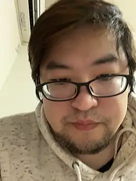 Snapshot of yuuki198912 chatting on November 12, 3:16 pm yuuki198912 online show from November 12, 3:16 pm