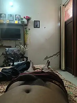 Snapshot of arshvir133 chatting on July 5, 4:19 am arshvir133 online show from July 5, 4:19 am