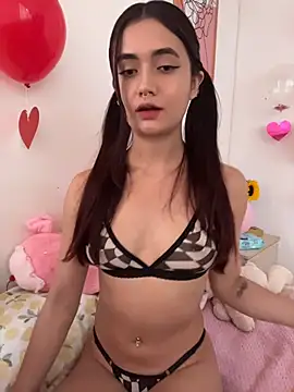 HallieLemon1 online show from February 15, 9:25 pm