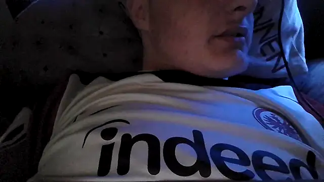 Nicolasjlhkjzl online show from April 12, 9:01 am