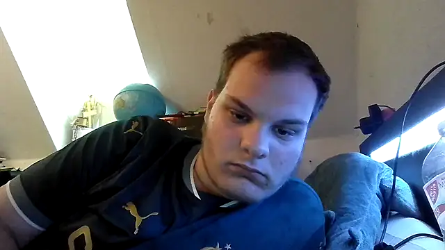 Snapshot of Nicolasjlhkjzl chatting on June 1, 2:06 pm Nicolasjlhkjzl online show from June 1, 2:06 pm