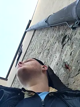 Nicolasjlhkjzl online show from April 8, 5:31 am