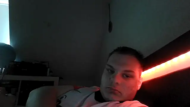 Nicolasjlhkjzl online show from April 19, 3:35 pm