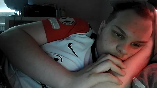 Nicolasjlhkjzl online show from April 11, 12:20 pm