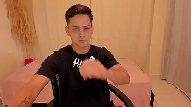 JANER 03 online show from December 21, 1:24 pm