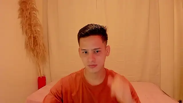 JANER 03 online show from January 8, 1:28 pm
