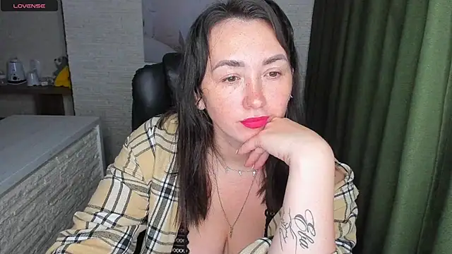 Snapshot of Kendra_SXY chatting on October 6, 4:19 pm Kendra SXY online show from October 6, 4:19 pm