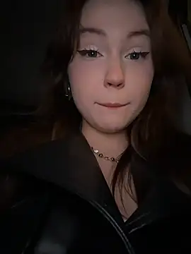 Snapshot of Peachy_Dream chatting on November 8, 6:11 pm Peachy Dream online show from November 8, 6:11 pm