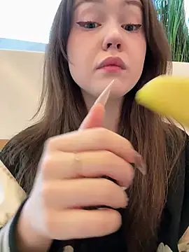 Peachy Dream online show from April 22, 4:25 pm