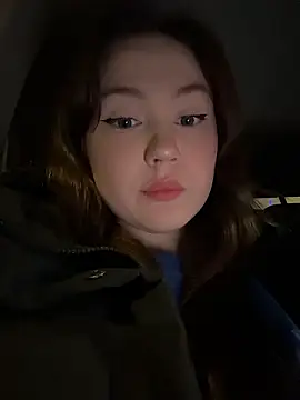 Snapshot of Peachy_Dream chatting on January 15, 6:33 pm Peachy Dream online show from January 15, 6:33 pm