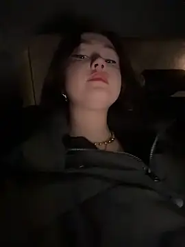 Snapshot of Peachy_Dream chatting on February 12, 7:02 pm Peachy Dream online show from February 12, 7:02 pm