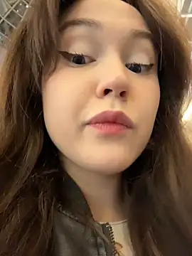 Snapshot of Peachy_Dream chatting on November 21, 3:33 pm Peachy Dream online show from November 21, 3:33 pm