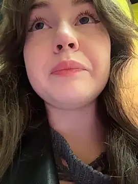 Snapshot of Peachy_Dream chatting on November 28, 6:19 pm Peachy Dream online show from November 28, 6:19 pm