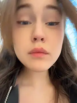 Peachy Dream online show from April 9, 4:02 pm