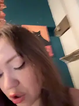 Peachy Dream online show from June 15, 4:39 pm