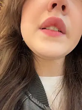 Peachy Dream online show from April 18, 4:20 pm