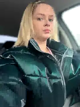 Love Bri online show from November 18, 9:56 am