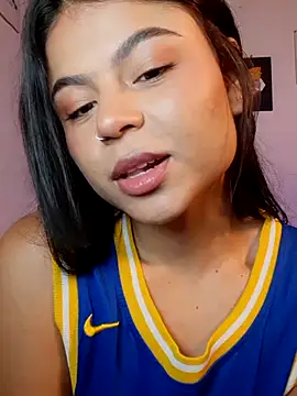 Cleo hills online show from March 24, 2:17 pm