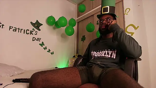 Jacksonking27 online show from March 17, 11:02 pm