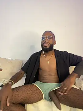 Snapshot of Jacksonking27 chatting on June 28, 9:43 pm Jacksonking27 online show from June 28, 9:43 pm