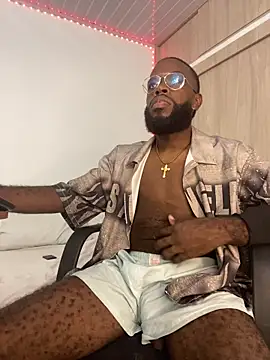 Snapshot of Jacksonking27 chatting on February 21, 12:01 am Jacksonking27 online show from February 21, 12:01 am