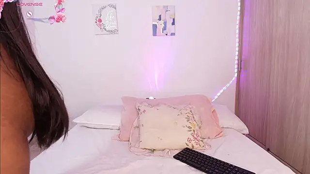 Meganbarko1 online show from September 25, 5:35 am