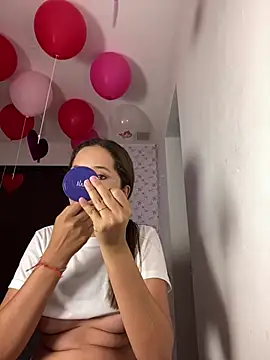 Penelope-Hot online show from February 15, 9:39 pm