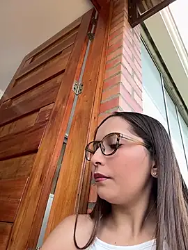 Snapshot of Penelope-Hot chatting on June 4, 8:13 pm Penelope-Hot online show from June 4, 8:13 pm