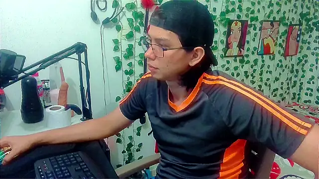 Andy gray online show from June 26, 12:44 pm