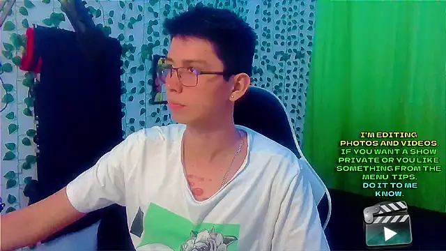 Andy gray online show from October 21, 12:00 am