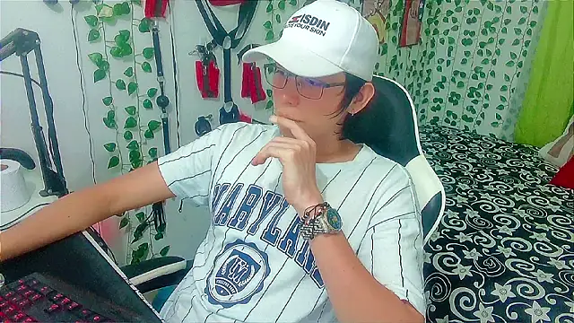 Andy gray online show from March 25, 11:47 pm