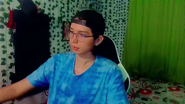 Andy gray online show from October 18, 11:45 am