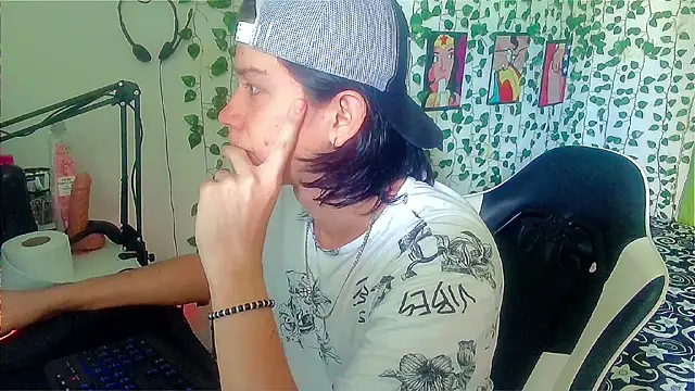 Andy gray online show from June 20, 2:22 pm